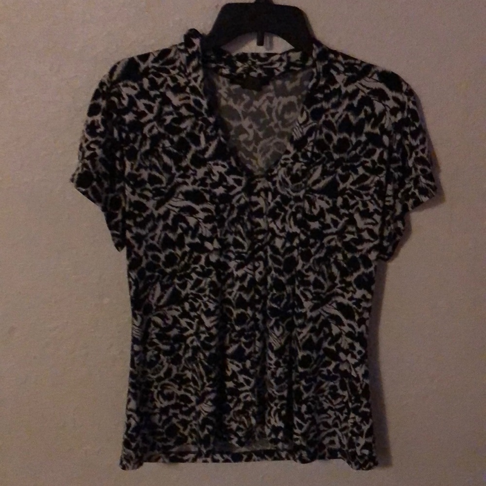 Blouse black and white